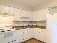 Building Photo - 614 Highland Dr