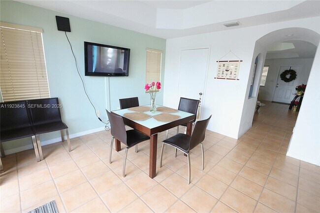 Building Photo - 15315 SW 31st Terrace