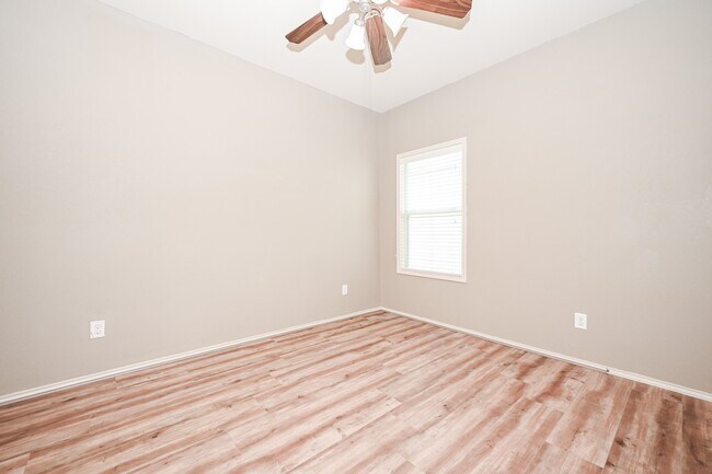 Building Photo - 20915 Penny Rock Ct