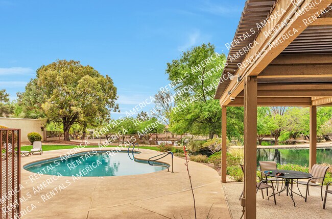 Building Photo - 9449 E Star Water Dr