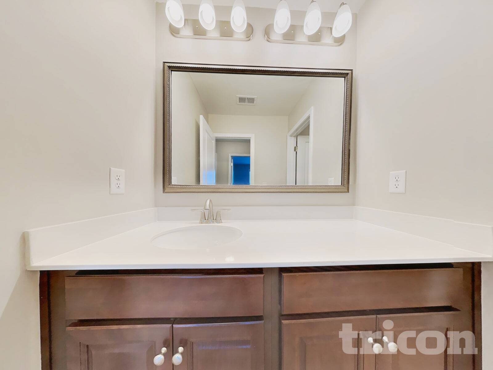 Building Photo - 158 Eventine Way