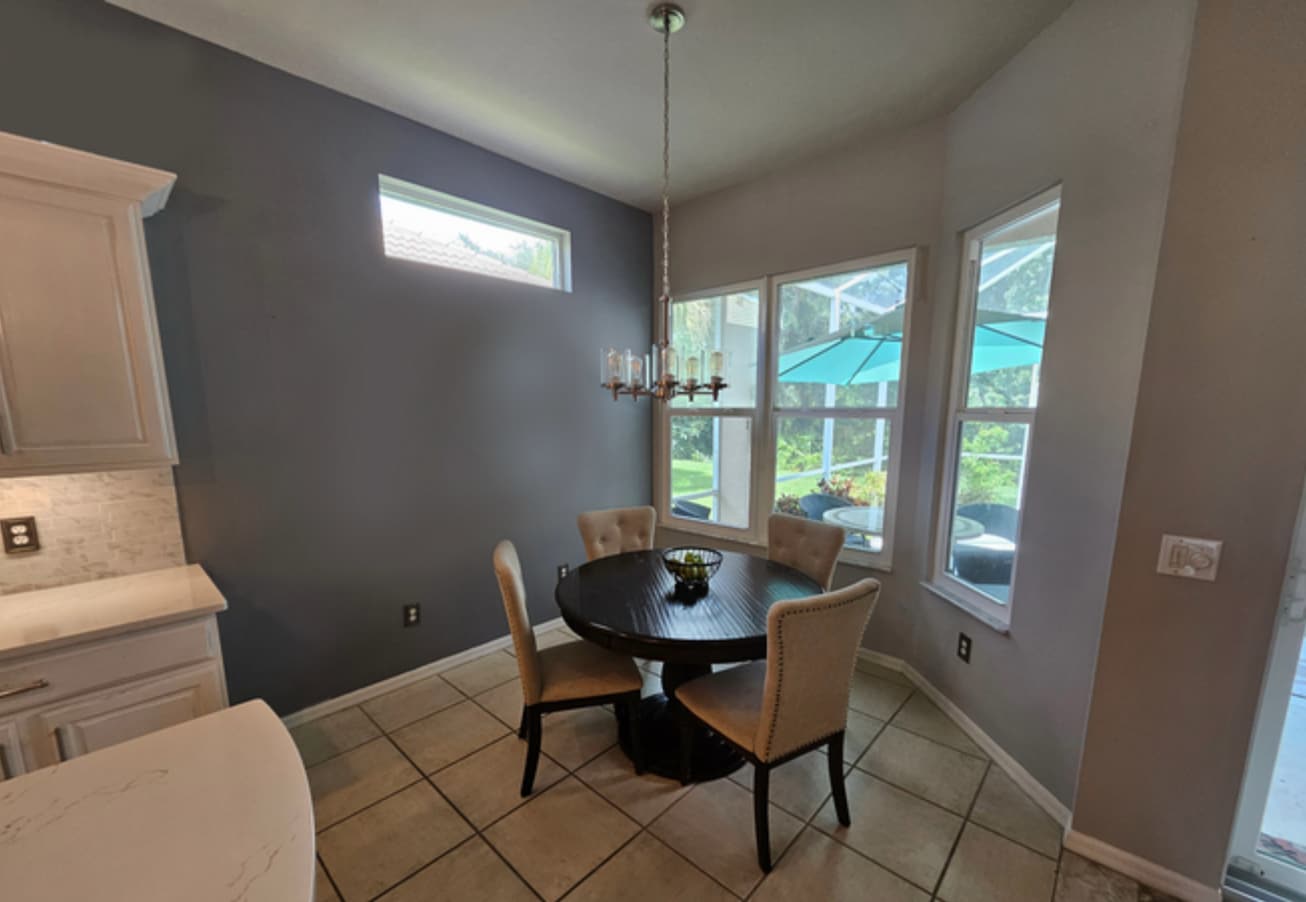 Breakfast Nook - 4353 Reflections Pky