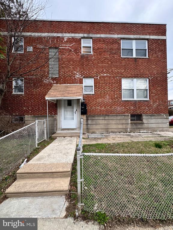 Building Photo - 7972 Forrest Ave