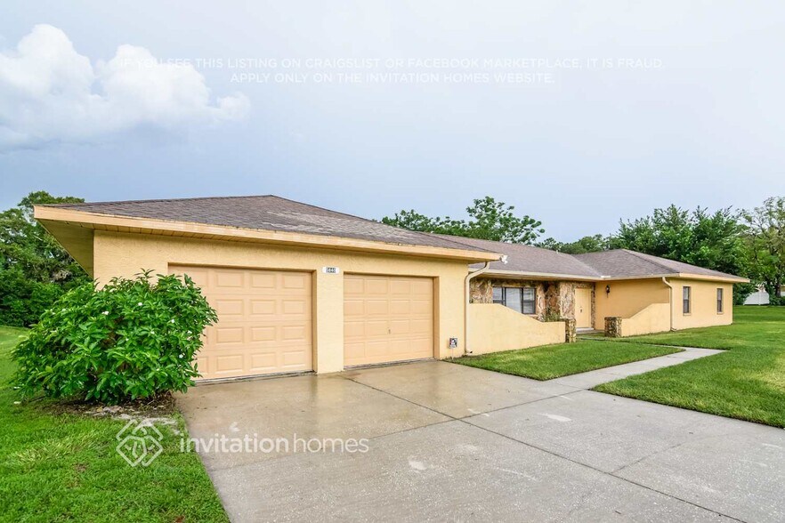 Building Photo - 5840 Carina Trce
