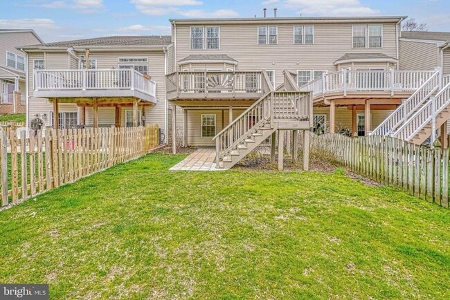Building Photo - 206 Colgate Dr
