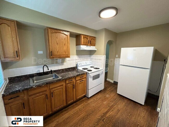Building Photo - 7749 Utica Dr