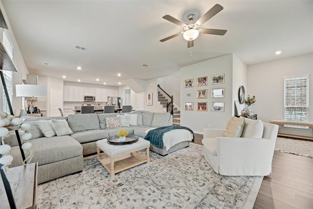 Building Photo - 3830 Norway Mews