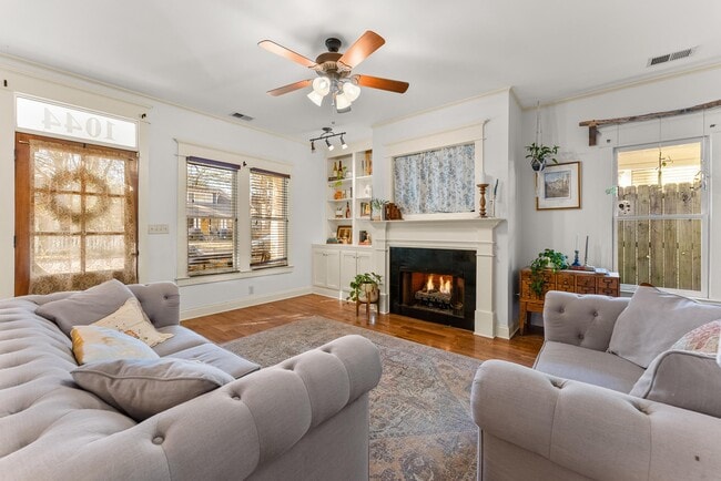 Building Photo - 1044 S Rembert St