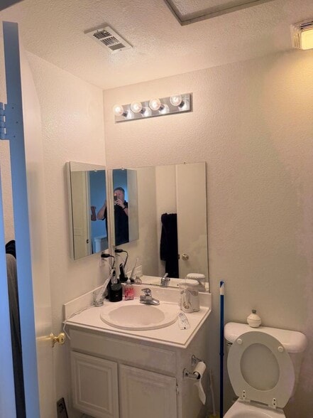 Building Photo - 1507 La Verada Ct