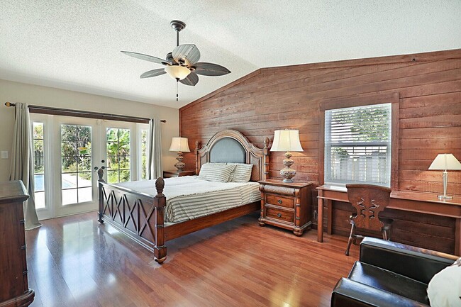Building Photo - 11337 Little Bear Way