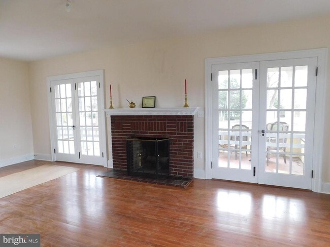 Building Photo - 179 Berrys Ferry Rd