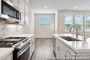 Building Photo - 8851 Oakland Rd