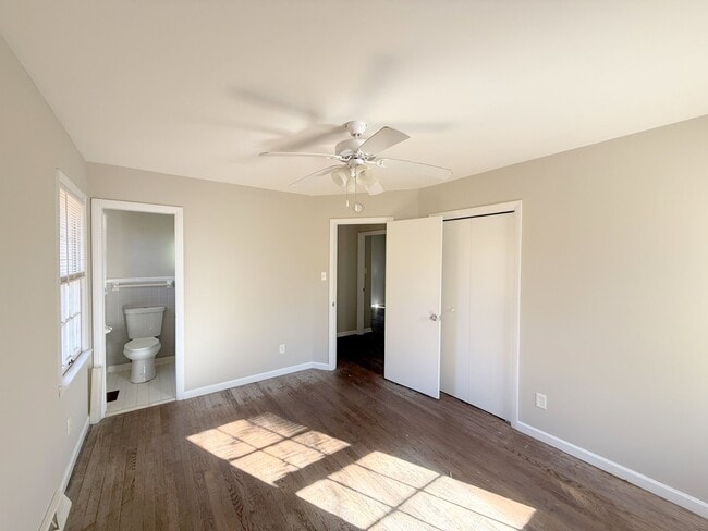 Building Photo - 1729 Laverne Dr NW