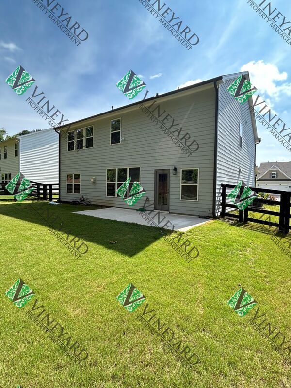 Building Photo - 4510 Sandy Creek Dr