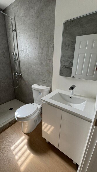 Building Photo - 3510 SW 58th Ct