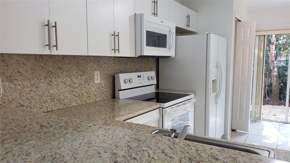 Primary Photo - 1240 SE 31st Ct