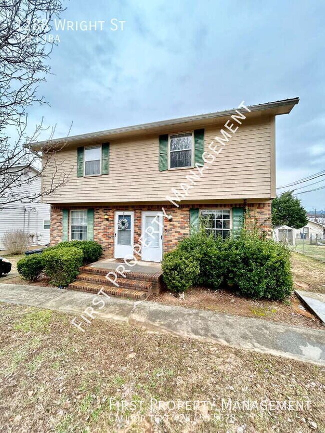 Building Photo - 1288 Wright St