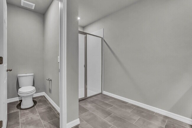 Building Photo - Modern Energy-Efficient Home in Gated Cagan Crossing