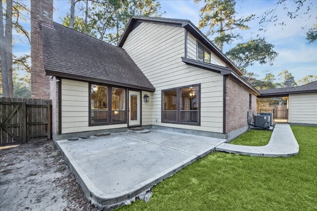 Building Photo - 4 Falling Star Rd