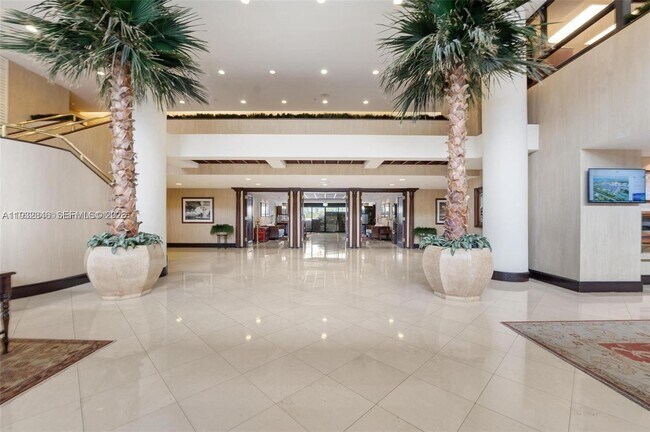 Building Photo - 151 Crandon Blvd