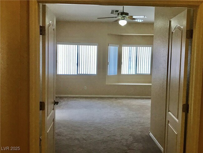 Building Photo - 10629 Bella Ordaz Way