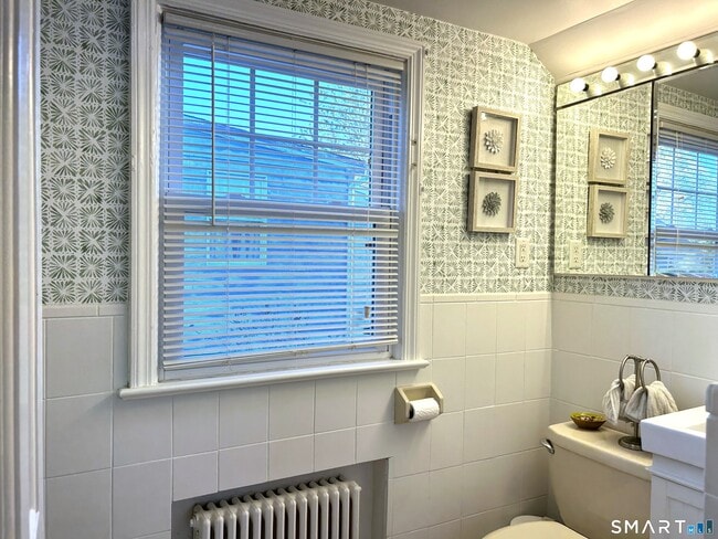 Building Photo - 80 Ridgewood Ave