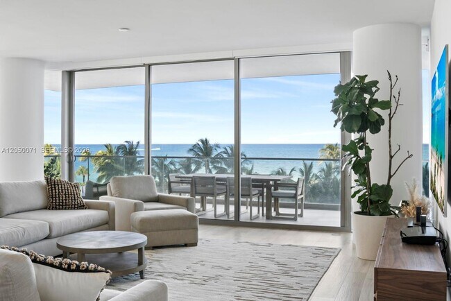 Building Photo - 10203 Collins Ave