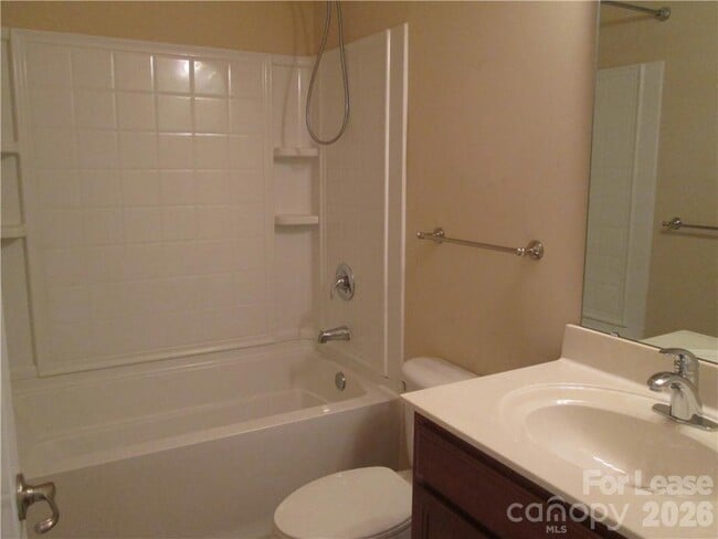 Building Photo - 9916 Evergreen Terrace Drive