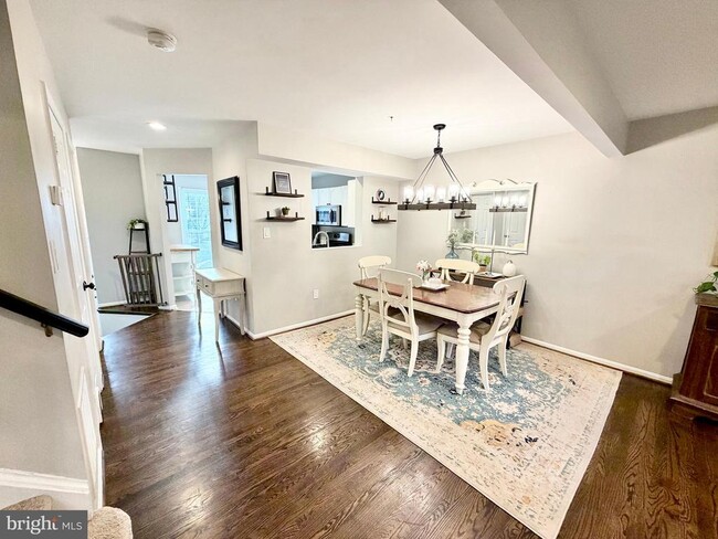 Building Photo - 46756 Woodmint Terrace