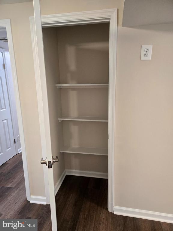 Building Photo - 341 S 26th St