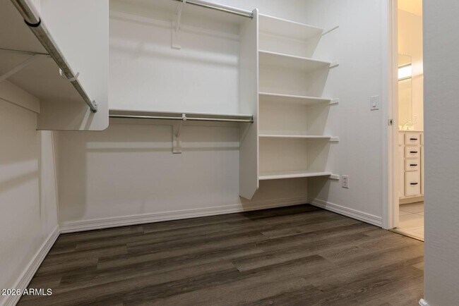 Building Photo - 4219 S 57th Dr