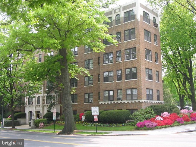 Building Photo - 5130 Connecticut Ave NW