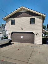 Building Photo - 264 W 16th St