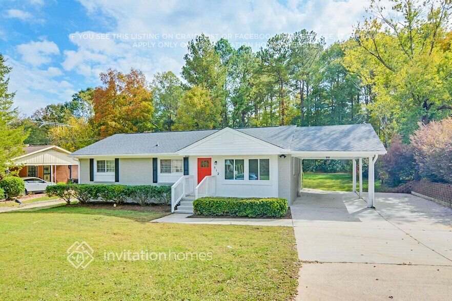 Building Photo - 512 Uzzle St