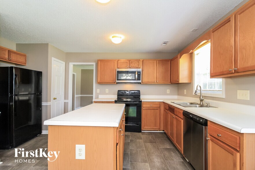 Building Photo - 1554 Pecan Ln