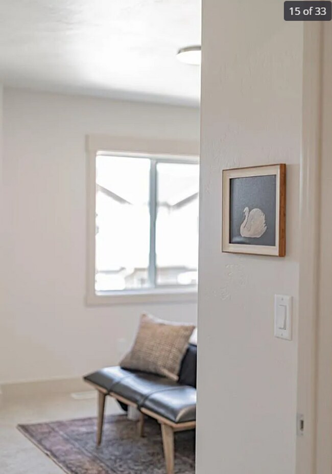 Building Photo - BEAUTIFUL 3 Bed 2.5 Bath Townhome Available!