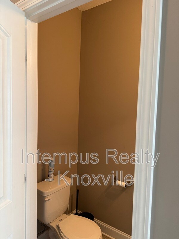 Building Photo - 2415 Flannery Way