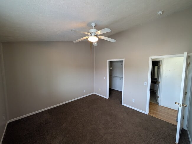 Building Photo - 8522 Jasonville Ct SE