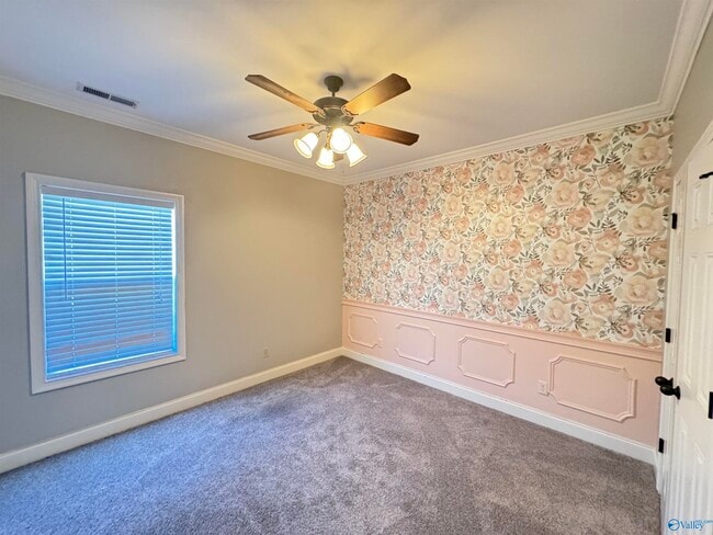 Building Photo - 126 Bilton Dr