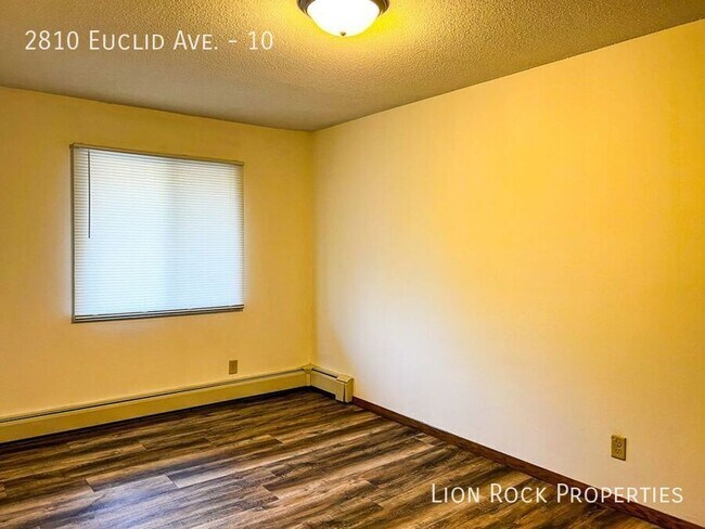 Building Photo - 2810 Euclid Ave