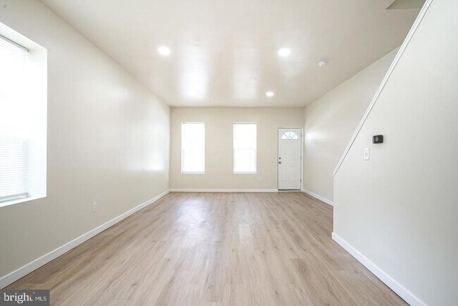 Building Photo - 1830 Filmore St