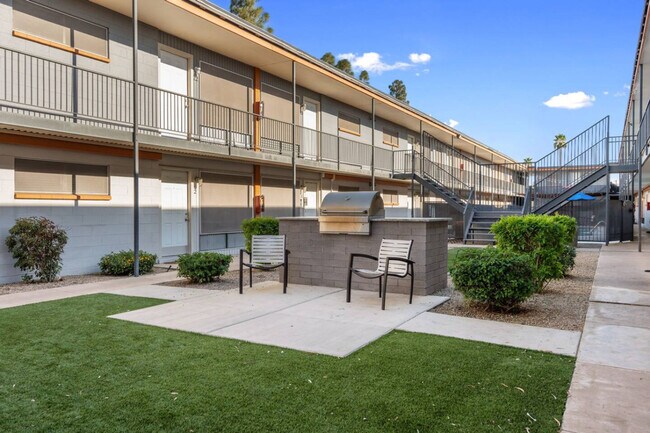 Building Photo - 1741 S Mill Ave