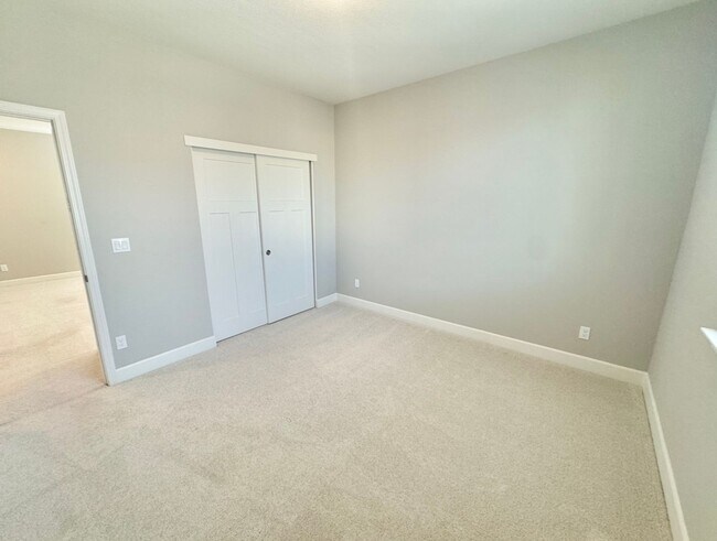 Building Photo - Beautiful home in Springlake!!