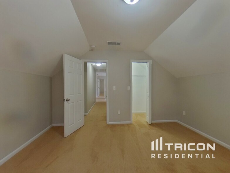 Building Photo - 3560 Erdly Ln