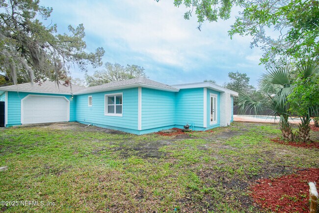 Building Photo - 111 Zoratoa Ave