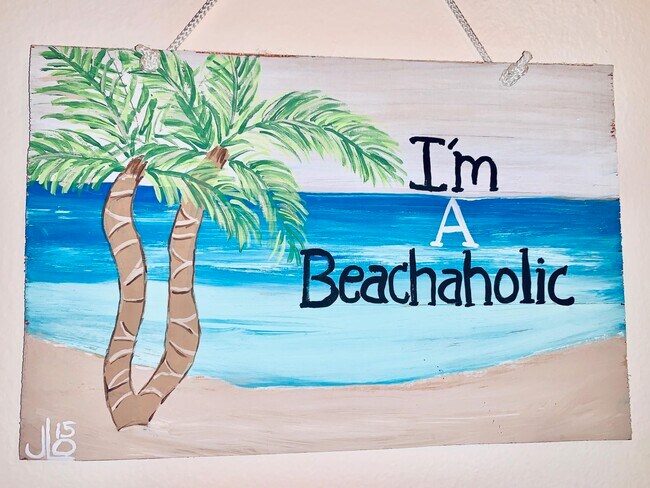 Building Photo - 145 S Ocean Ave