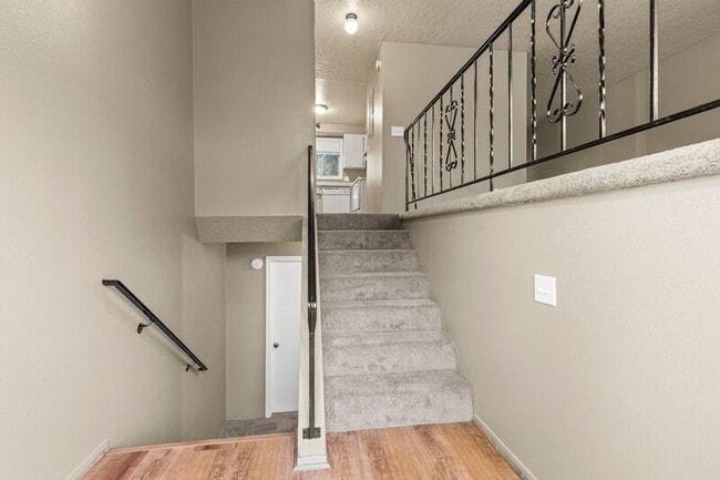 Building Photo - 201 SE 176th Pl