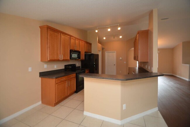 Building Photo - 27 Porcupine Dr
