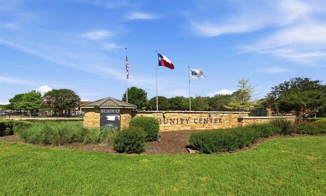Building Photo - 373 Lacey Oak Lp