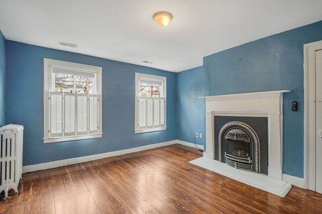 Building Photo - 1109 Caroline St